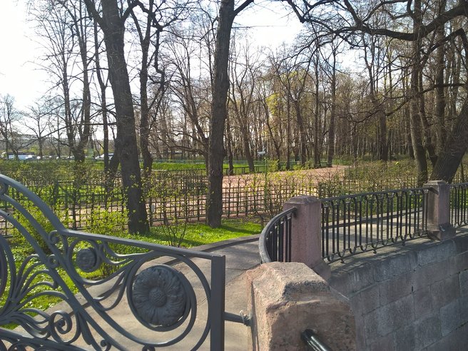 Парки закрыли на просушку. Сад закрыт на просушку. Призраки летнего сада. Таврический сад в Санкт-Петербурге режим работы просушка 2022 год. Музей истории летнего сада по техническим причинам.